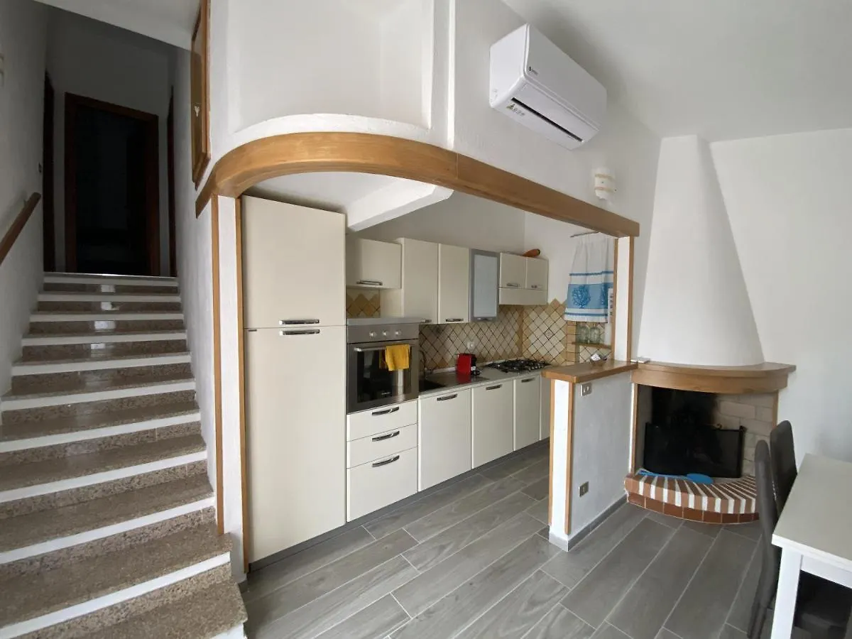 Villetta Li Mori San Teodoro  Holiday home